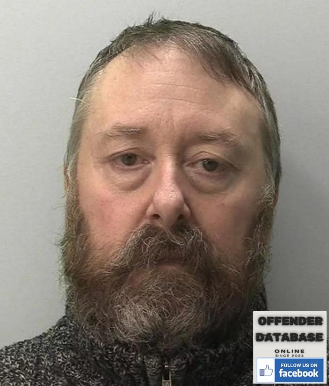 Paul Powell paedophile child molester - child sexual assault - Dawlish Paul Powell paedophile child molester - child sexual assault - Dawlish