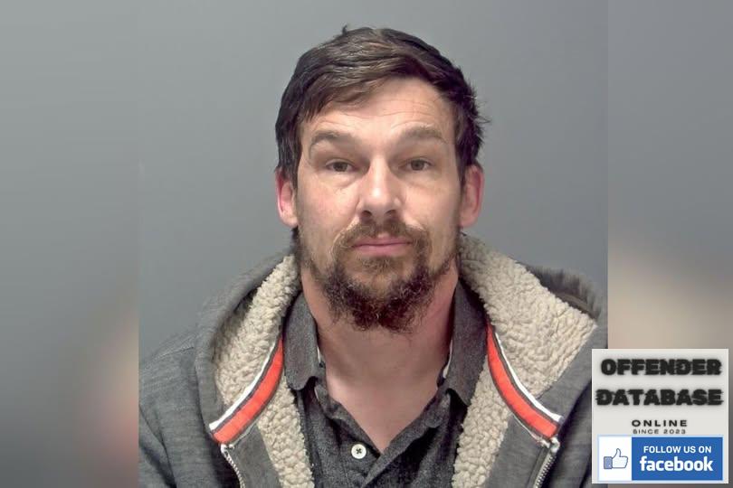 Mark Ling Essex Police Paedophile